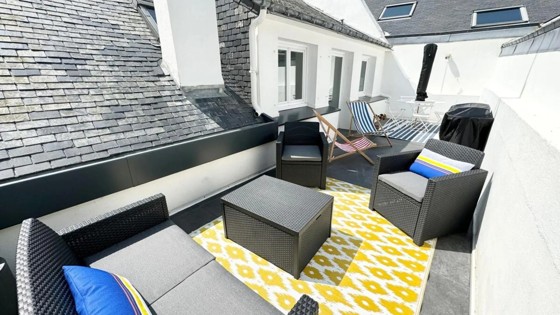 Apartment Grand Appartement Cosy - Terrasse - 50M De L'Ocean Ploemeur Frankreich